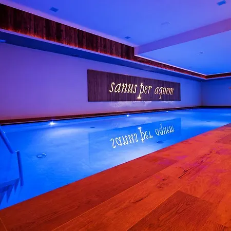 Amerikan Hotel 4*