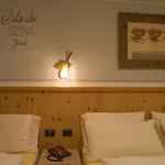 Ξενοδοχείο Amerikan 4*
