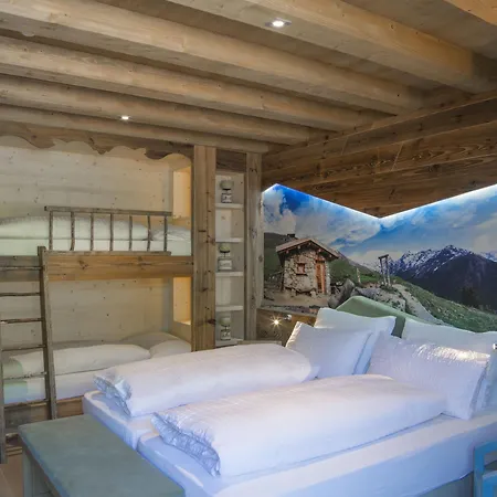 Hotel Amerikan 4*