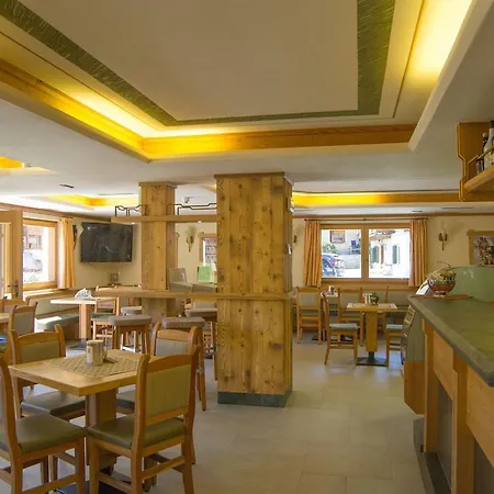 Amerikan Hotel 4*
