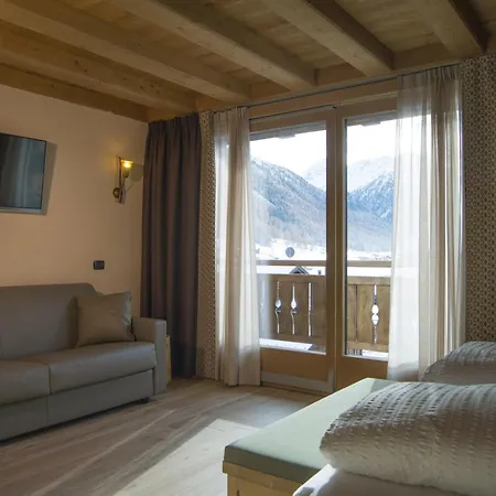 Hotel Amerikan 4*