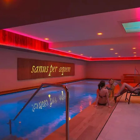 Hotel Amerikan 4*