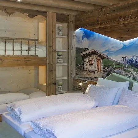 Hotel Amerikan 4*